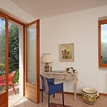 Anna Torri Apartman *