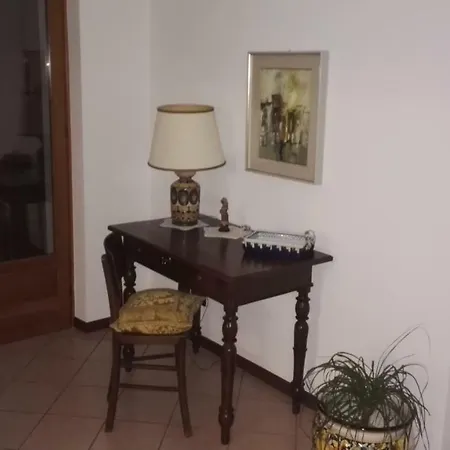 Anna Torri * Torri Del Benaco