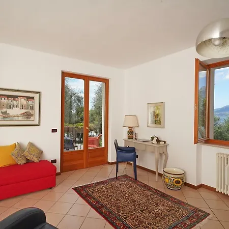 Anna Torri Appartement