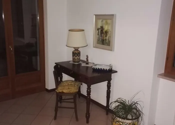 Anna Torri * Torri Del Benaco