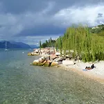 Anna Torri * Torri Del Benaco