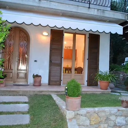 Apartamento Anna Torri *