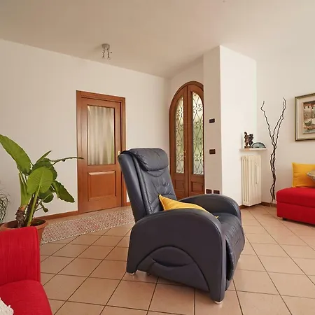 Anna Torri Apartment *