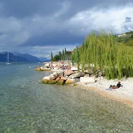 Anna Torri * Torri Del Benaco