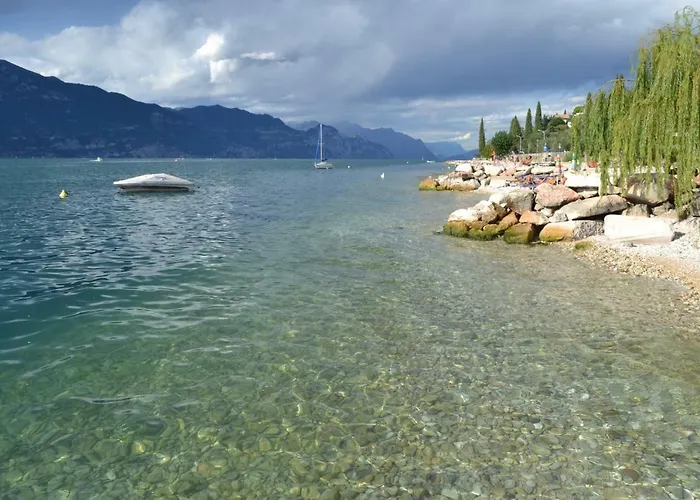 Anna Torri * Torri Del Benaco