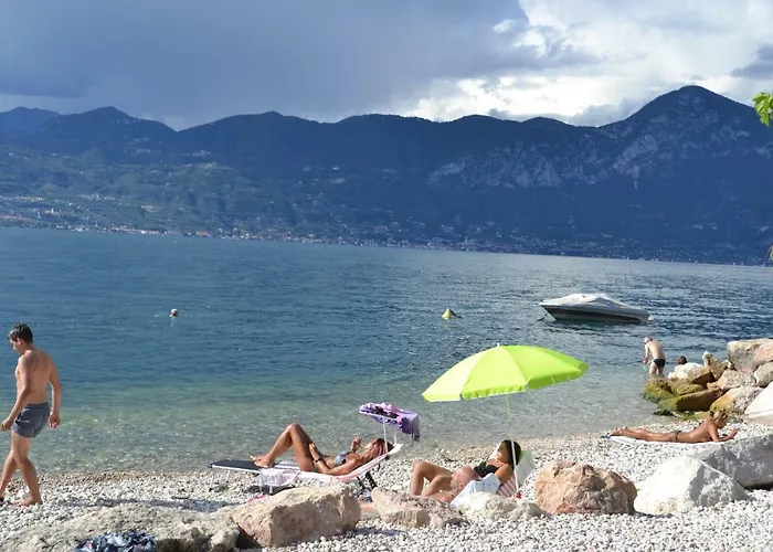 Anna Torri * Torri Del Benaco